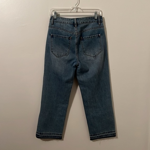 Kensie High Rise Distresed Jeans Cropped, no stretch, zipper fly Size 4/27 - Picture 7 of 8